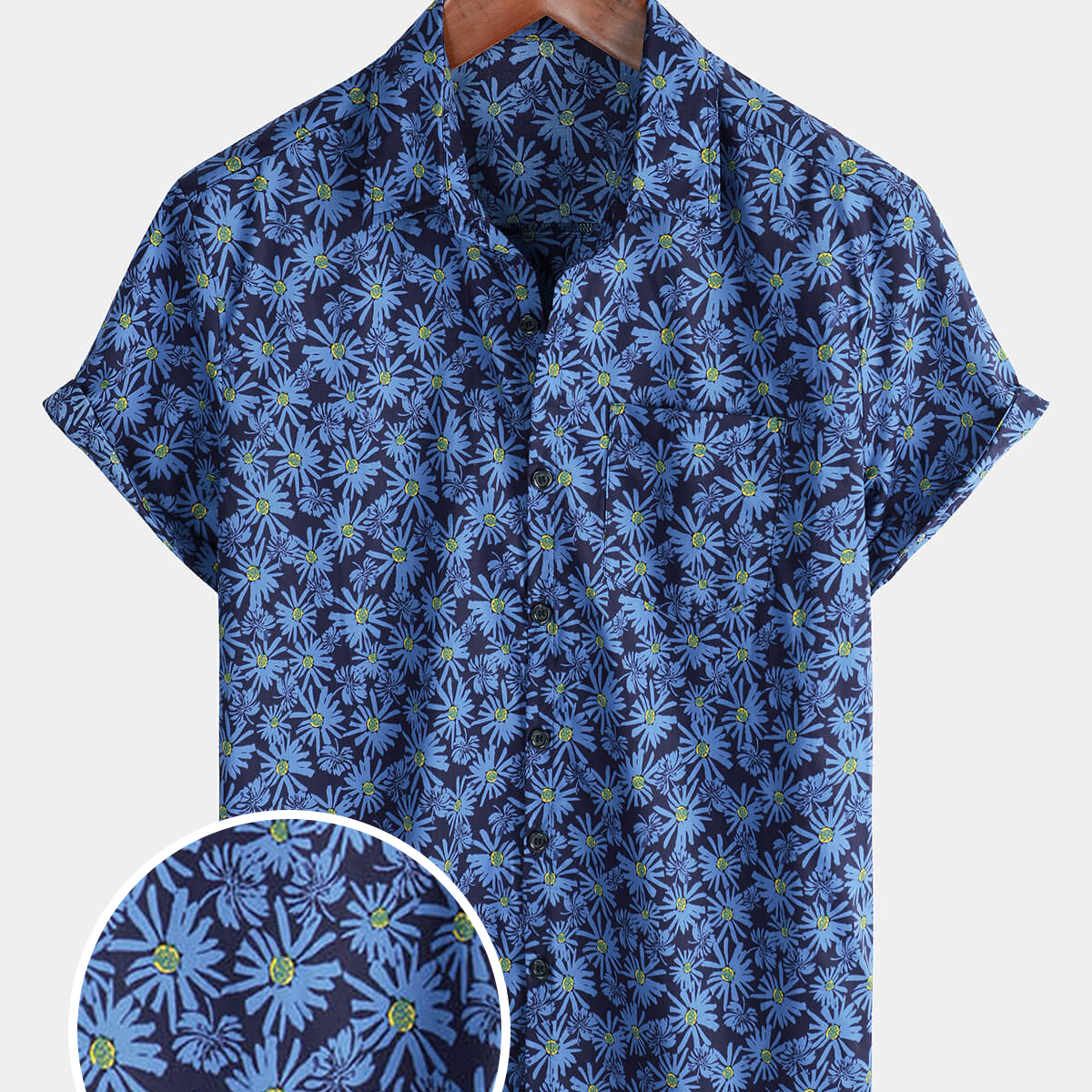Chemise de plage boutonnée en coton à manches courtes et avec poche en forme de marguerite pour hommes
