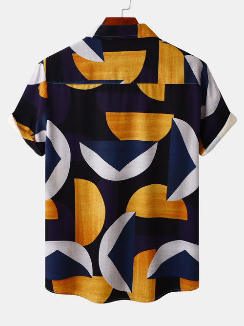 Chemise à manches courtes d'été boutonnée décontractée à imprimé d'art géométrique pour hommes