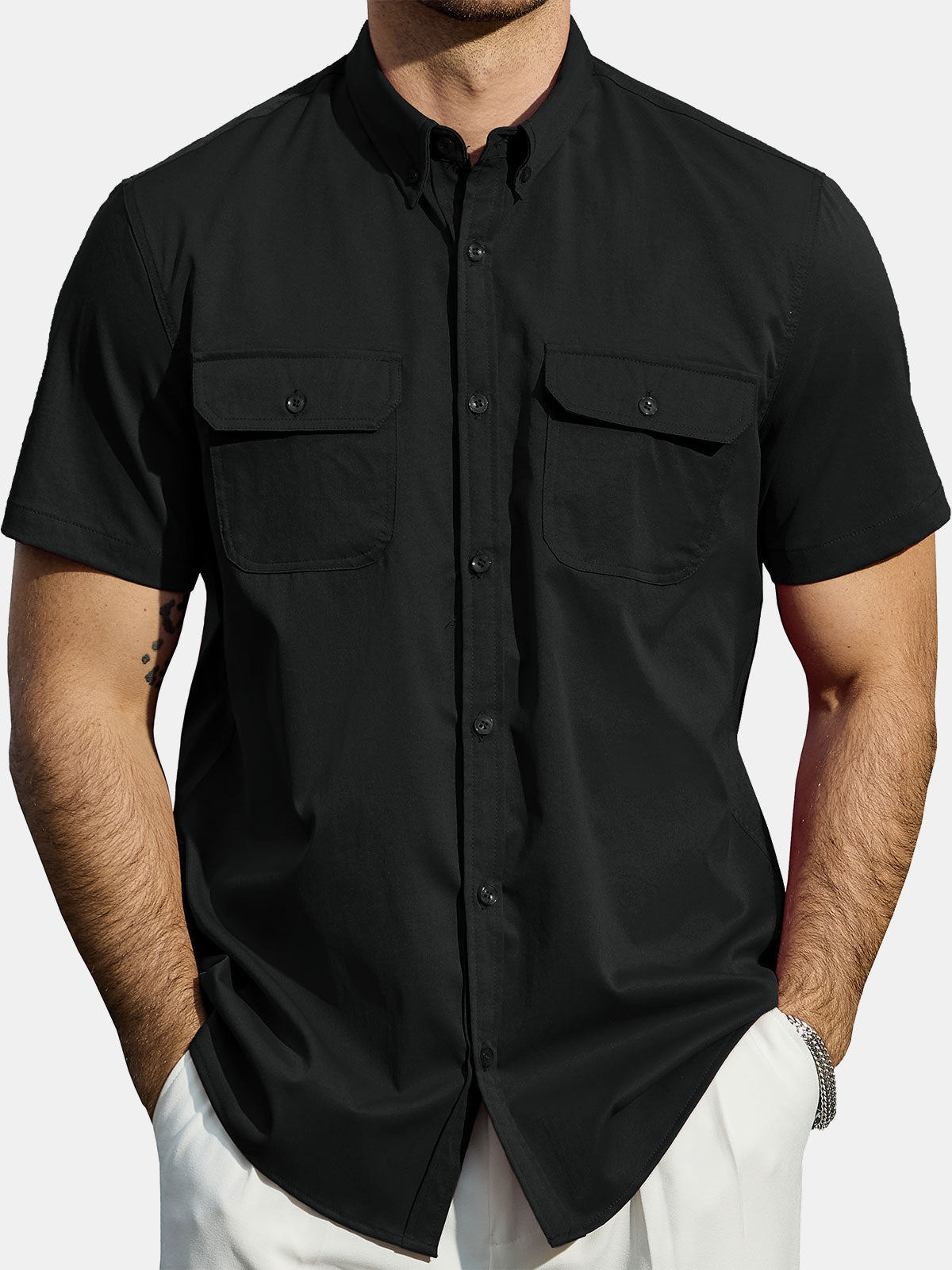 Chemise boutonnée décontractée à poches solides pour homme