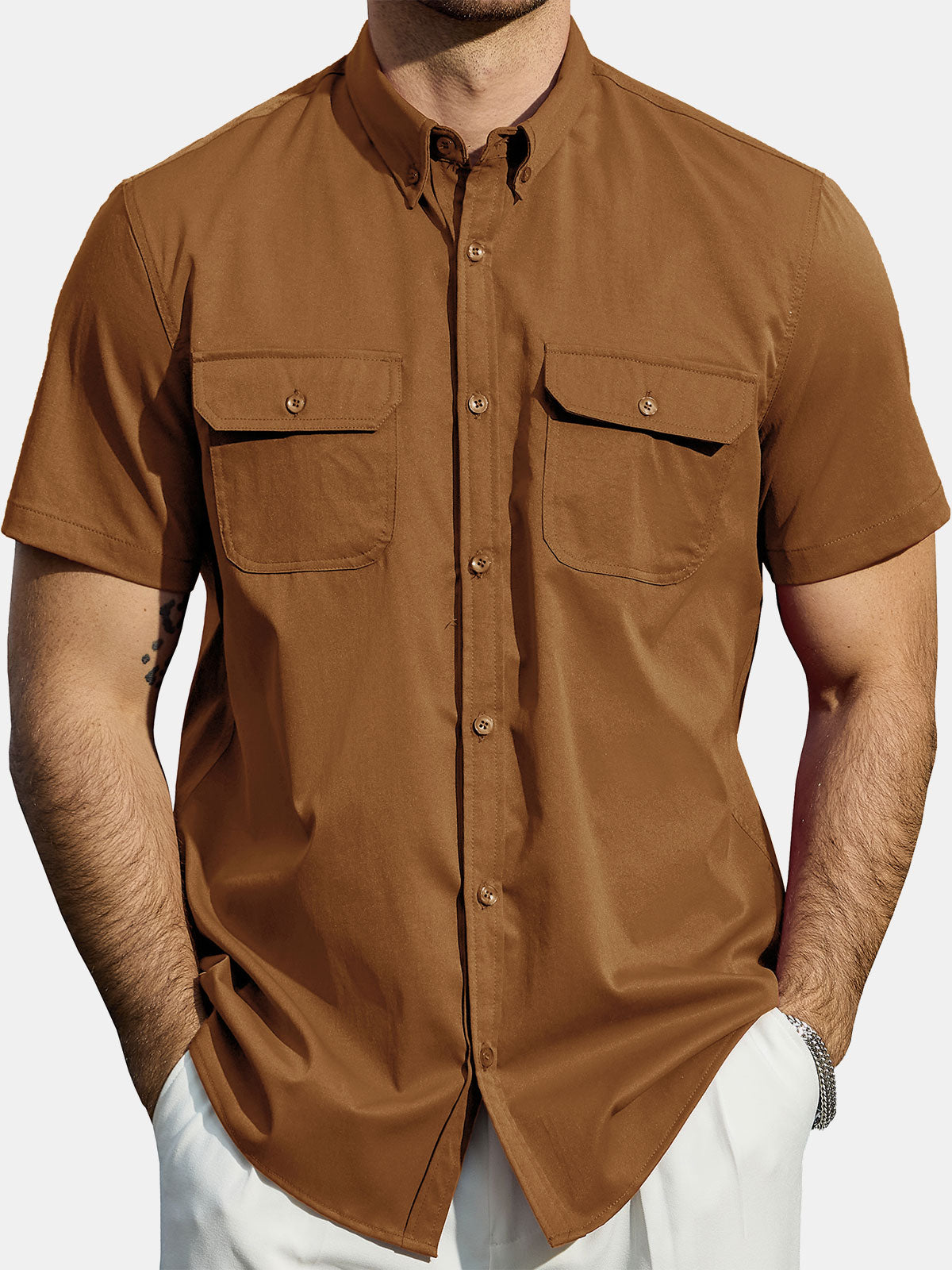Chemise boutonnée décontractée à poches solides pour homme