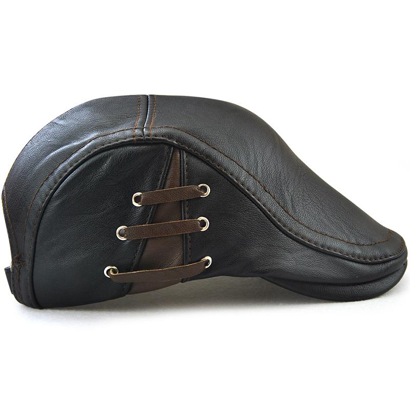 Casquette design à bretelles perforées pour homme