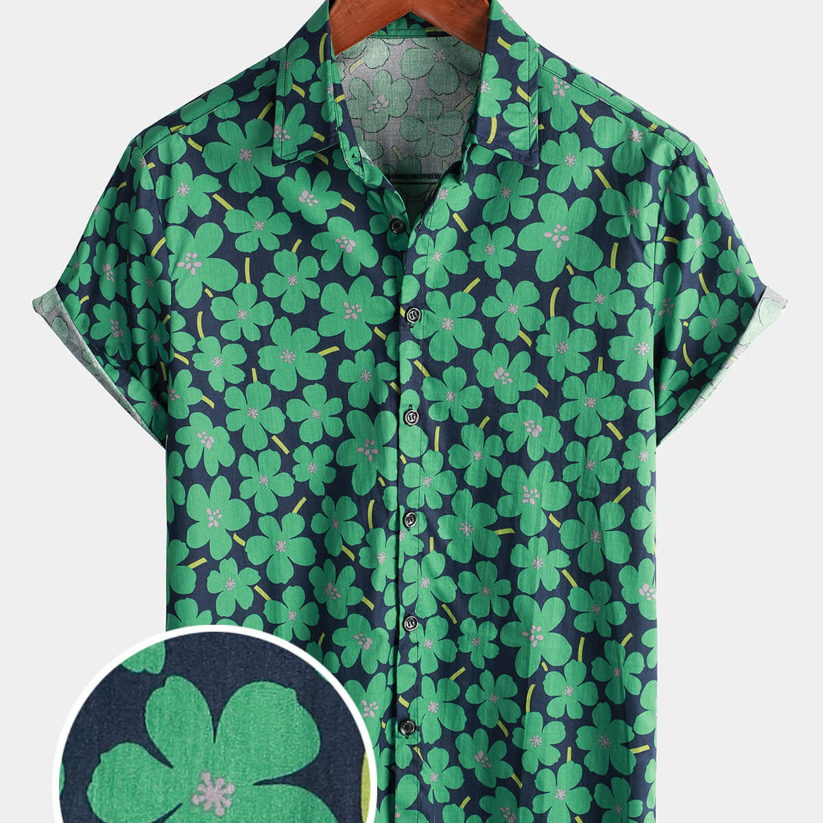 Chemise à manches courtes hawaïenne verte à fleurs pour hommes