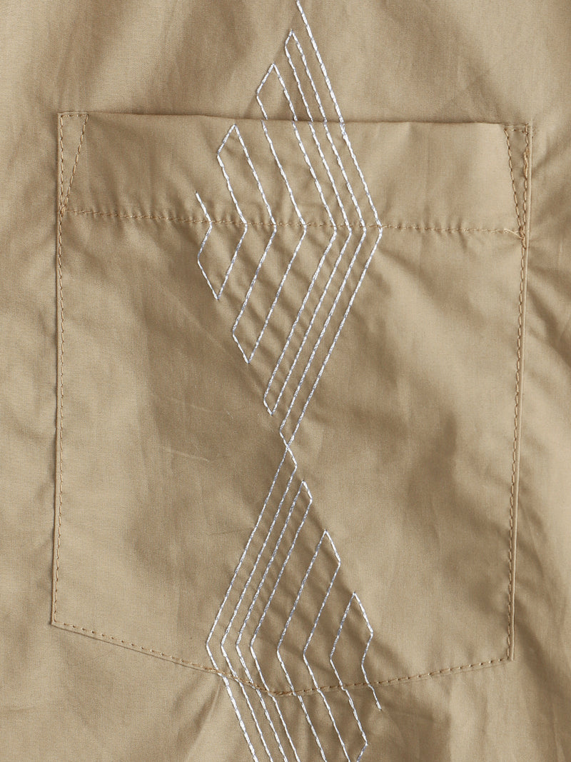 Chemise de plage noire à col cubain brodé en coton pour hommes Guayabera géométrique à manches courtes avec poche boutonnée