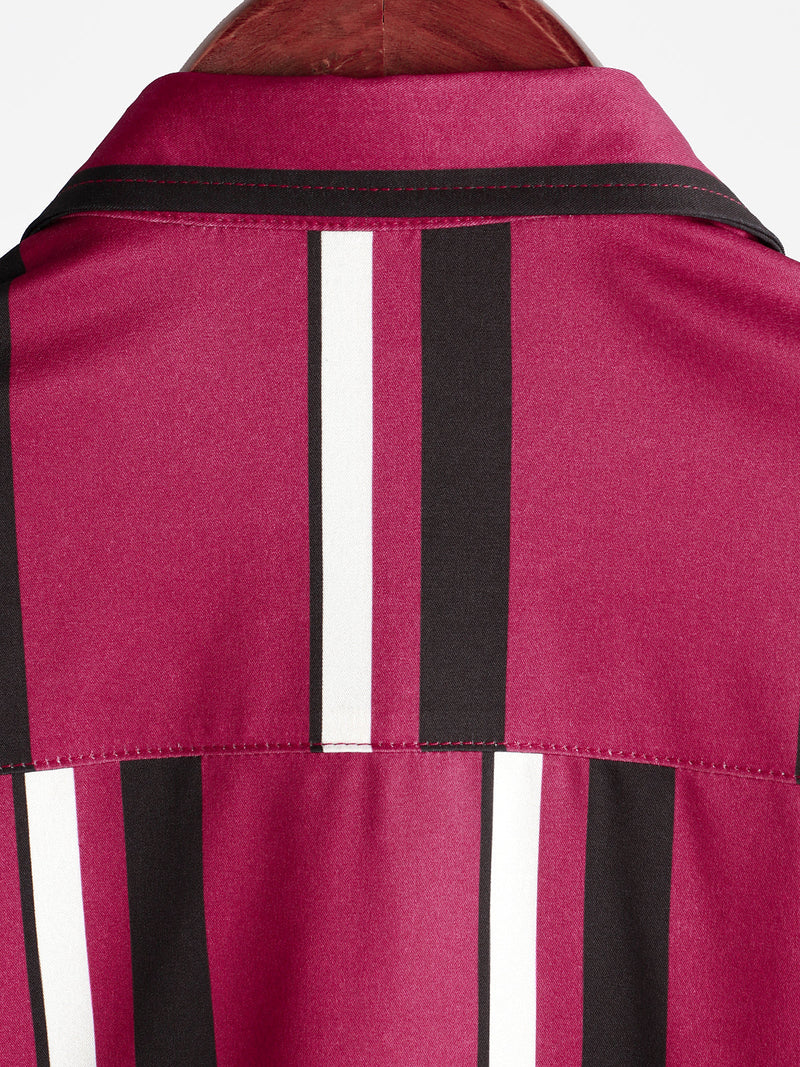 Chemise boutonnée décontractée à manches courtes à rayures verticales larges rouges pour hommes
