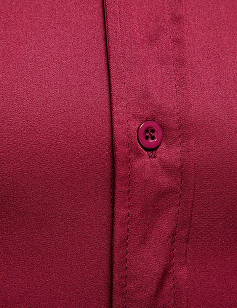 Chemise décontractée à manches longues boutonnée classique de couleur unie pour hommes